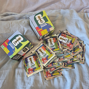 Panini FIFA World Cup 2026 наклейки (3 фото из 3)