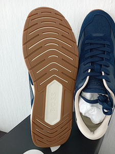 Hugo Boss jalanõud 43,44 (3 foto / 3)