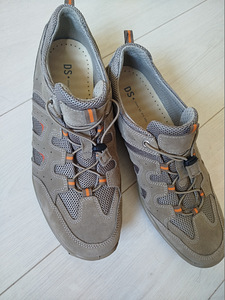 DS Din Sko, 45 UUS (1 foto / 3)