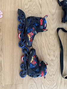 Роликовые коньки (2 фото из 5)