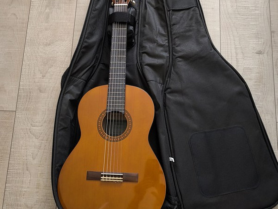Классическая гитара Yamaha CS40 (размер 3/4) + толстый чехол