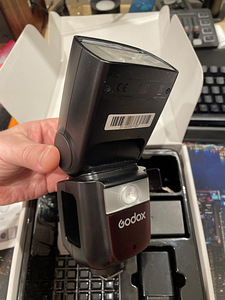 Godox V860III F TTL välklamp Fujifilmile (4 foto / 6)
