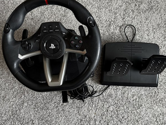 Продам игровой руль подходит для пк, playstation 4,5