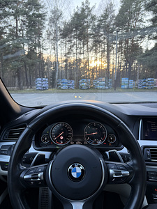 BMW M550D 3.0 280kW 2013.a. (11 foto / 15)