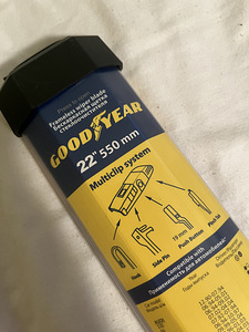 Klaasipuhasti hari Goodyear (1 foto / 2)
