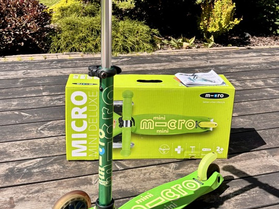Micro Mini Deluxe самокат