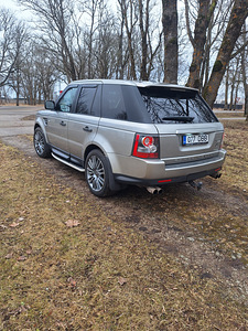Land rover range rover sport (10 фото из 14)