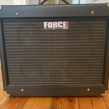 Hohner force series amp ea-30