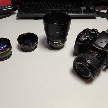 Комплект Nikon D3300 (1 объектив + аксессуары)