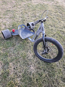 Müüa drifttrike (1 foto / 8)