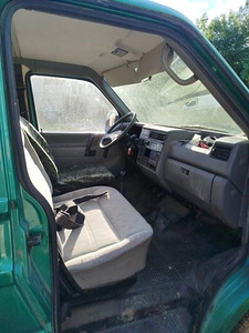 Volkswagen Transporter (2 фото из 5)