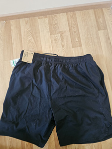 Спортивные штаны (2 фото из 3)