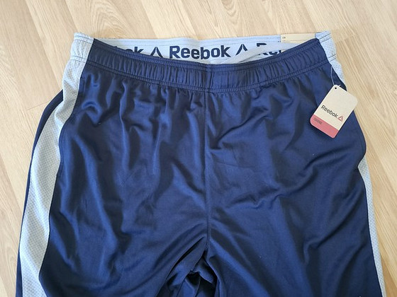 Спортивные брюки