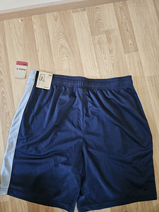 Спортивные брюки (2 фото из 3)