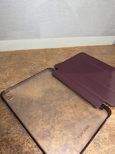 Продаётся чехол для iPad A 16. Хорошее состояние (3 фото из 5)