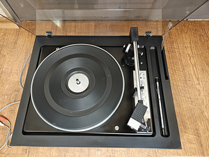 Elac PC 660 vinüülplaadimängija (6 foto / 6)