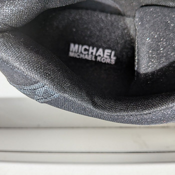 Продаю кроссовки Michael Kors Zuma Trainer