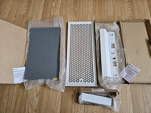 Corsair 4000D valge varuosad (1 foto / 6)