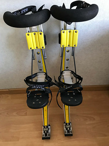 Kängurusaapad (Skyrunner Stilts) ekstreemsuste fännidele (1 foto / 10)