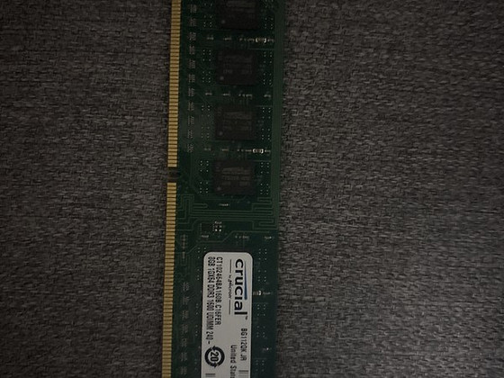 RAM Crucial 8gb
