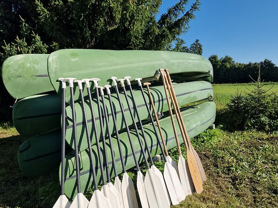 6 kanuud + päästevestid + mõlad + transpordirest