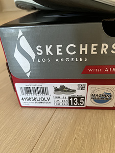 Детские кроссовки Skechers (размер 31 / 19,5 см) (2 фото из 6)