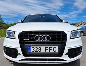 Audi SQ5 (6 фото из 14)
