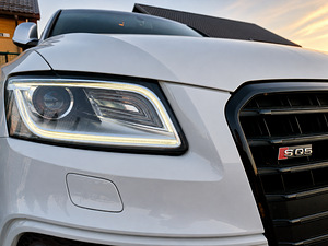 Audi SQ5 (1 фото из 14)