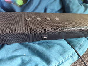 JBL (1 фото из 3)