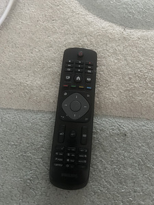 Phillips TV, arvutiklaviatuur kingituseks (6 foto / 10)
