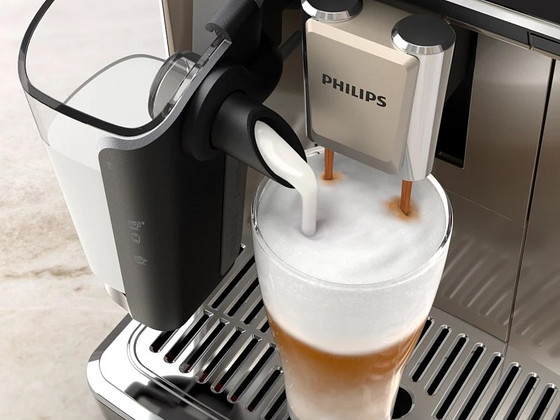 Täisautomaatne kohvimasin Philips LatteGo 5500 seeria