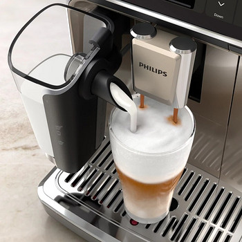 Полностью автоматическая кофемашина Philips LatteGo 5500 серии