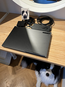 ASUS ROG Flow X16 (1 foto / 10)