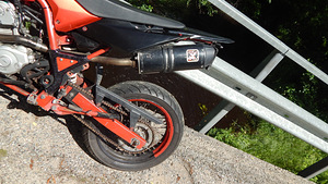 Yamaha wr125x 2010 (8 foto / 10)
