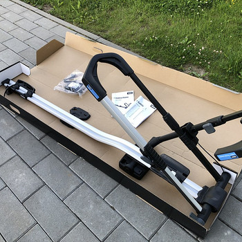 Thule UpRide 599 jalgrattahoidik katuseraamile