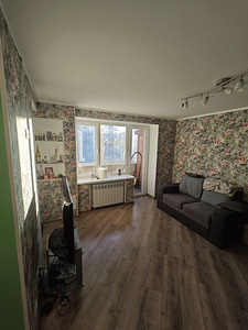 Kangelaste prospekt 10a, Pähklimäe, Narva, Ida-Virumaa (4 foto / 13)