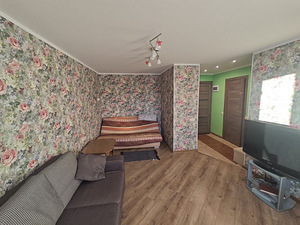 Kangelaste prospekt 10a, Pähklimäe, Narva, Ida-Virumaa (6 foto / 13)