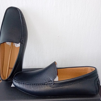 Hugo Boss kingad