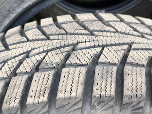 Продам Hankook winter i*cept x. (3 фото из 6)