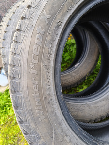 Продам Hankook winter i*cept x. (5 фото из 6)