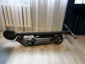 Segway Ninebot ES elektritõukeratas lisaakuga (1 foto / 9)