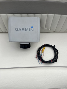 Garmin (2 foto / 2)