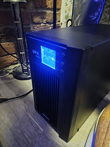 UPS Qoltec 2kVA / 1.6kW | Online Pure Sine Wave | LCD Displa (1 foto / 2)