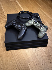 PlayStation 4pro 1TB (1 фото из 1)
