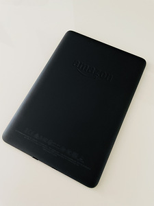 Amazon Kindle Paperwhite 10th Gen (2 foto / 2)