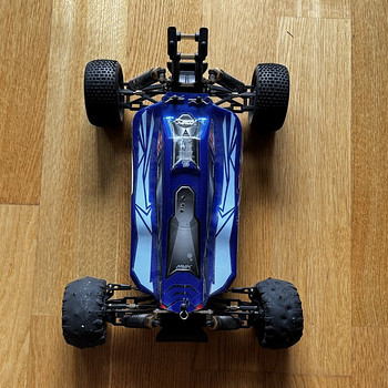 Продам машинку на радиоуправлении hpi maverick strada xb