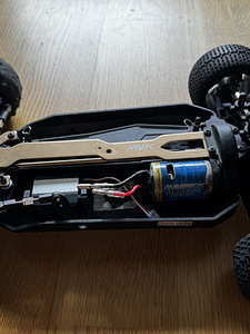 Müüa raadio teel juhitav auto hpi maverick strada xb (4 foto / 4)