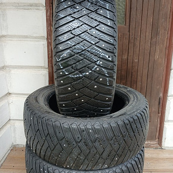 205/55/16 Goodyear UltraGrip Ice Artic