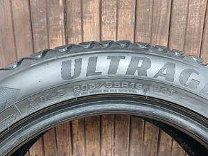 205/55/16 Goodyear UltraGrip Ice Artic (3 foto / 3)