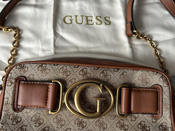 GUESS kott
